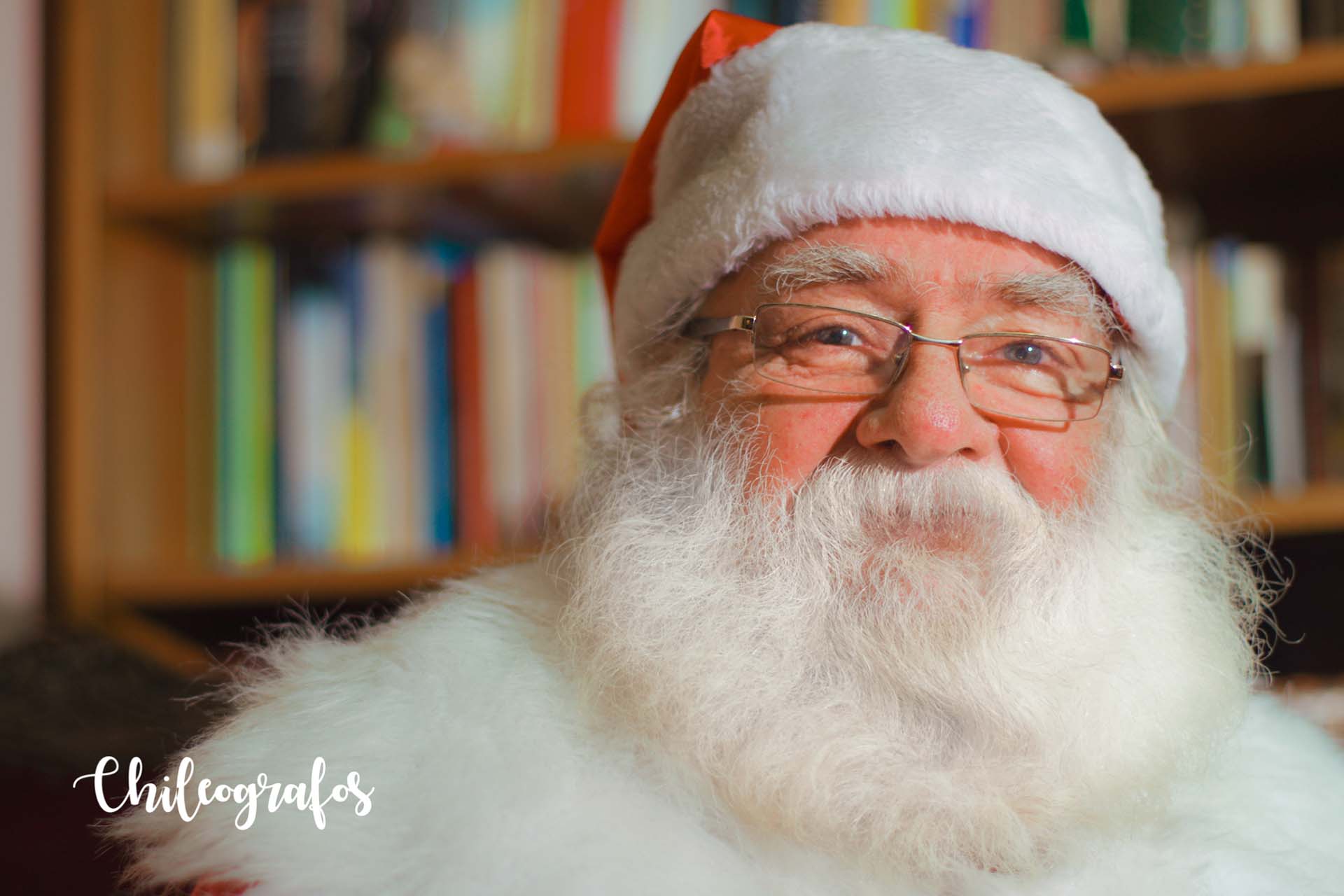 Viejito Pascuero riendo